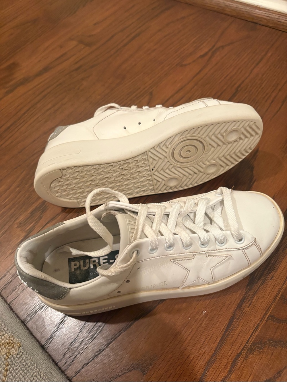 Golden Goose White Sneakers with Silver Heel - Picture 4 of 4